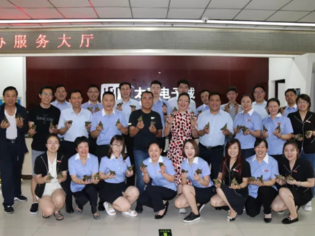 hahabet星辰大海官方网站-妄想从这里起头